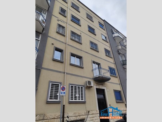 Quadrilocale in Vendita a Bari, 158'000&euro;, 126 m²