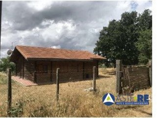 Quadrilocale in Vendita a Montefiascone, 47'250&euro;, 103 m²