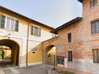 Magazzino in Vendita a Milano, 30'000&euro;, 66 m²