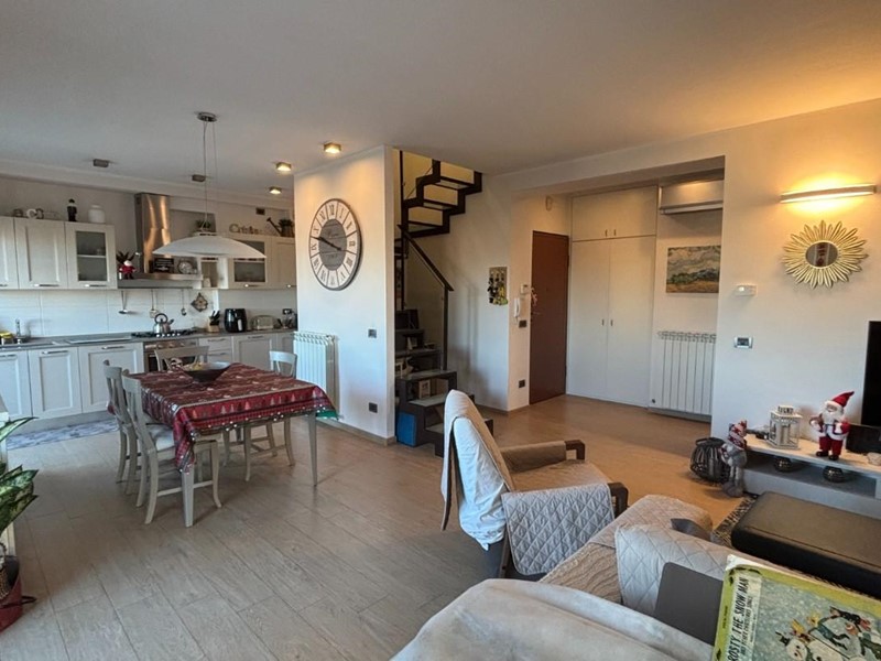 Attico in Vendita a Cascina, 240'000&euro;, 124 m², arredato