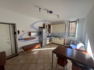Bilocale in Vendita a Como, 210'000&euro;, 65 m²