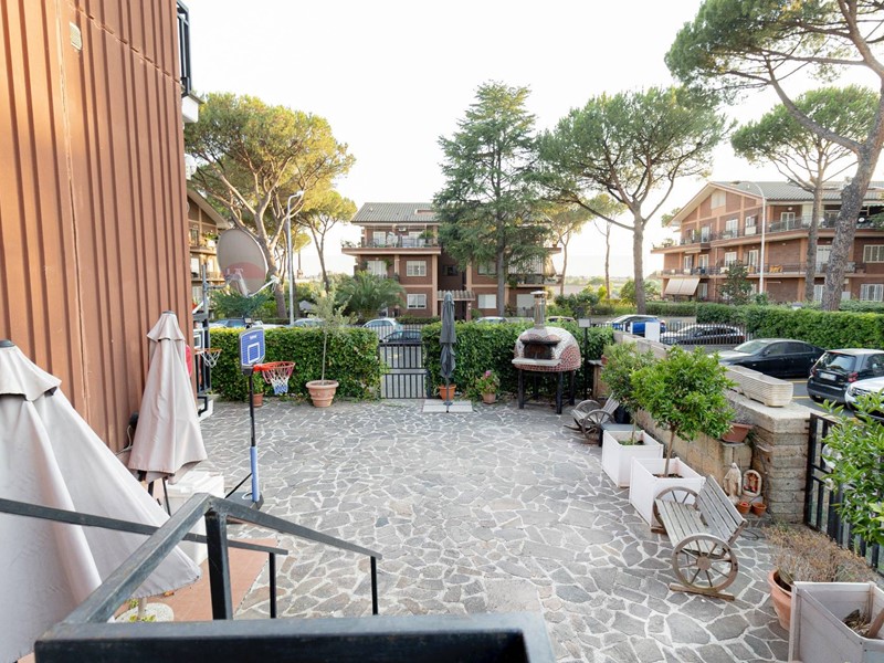 Quadrilocale in Vendita a Roma, 319'000&euro;, 129 m²