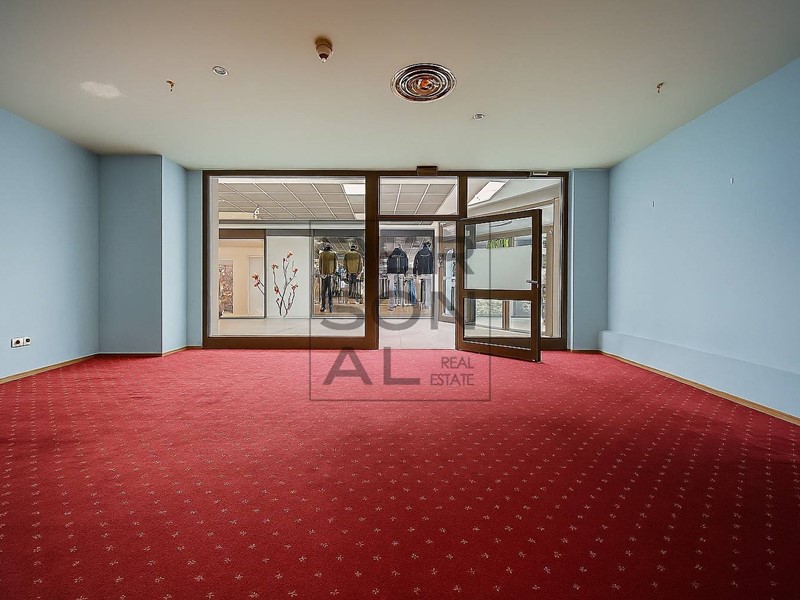 Negozio in Affitto a Trento, 800&euro;, 37 m²