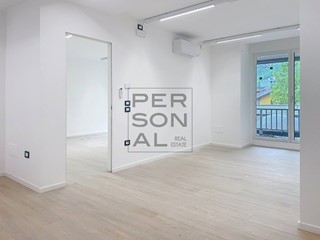 Ufficio in Affitto a Trento, 1'050&euro;, 105 m²