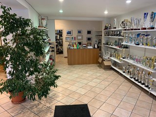 Immobile commerciale in Vendita a Ferrara, 150'000&euro;, 108 m²