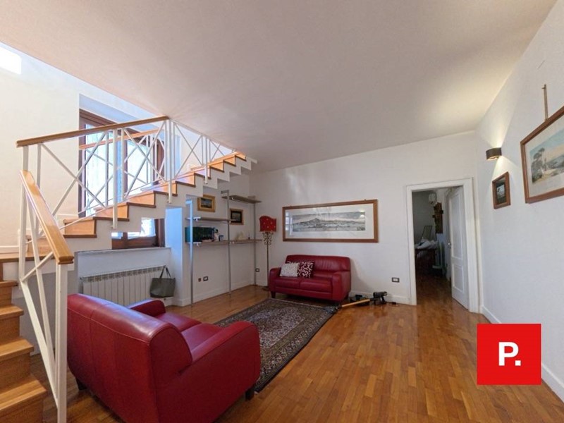 Appartamento in Vendita a Caserta, 360'000&euro;, 130 m²
