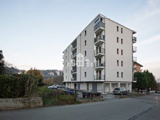 Trilocale in Vendita a Forno Canavese, 24'000&euro;, 52 m²