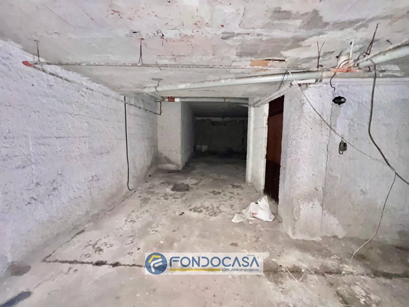 Box in Vendita a Sant'Antimo, 59'000&euro;, 180 m²