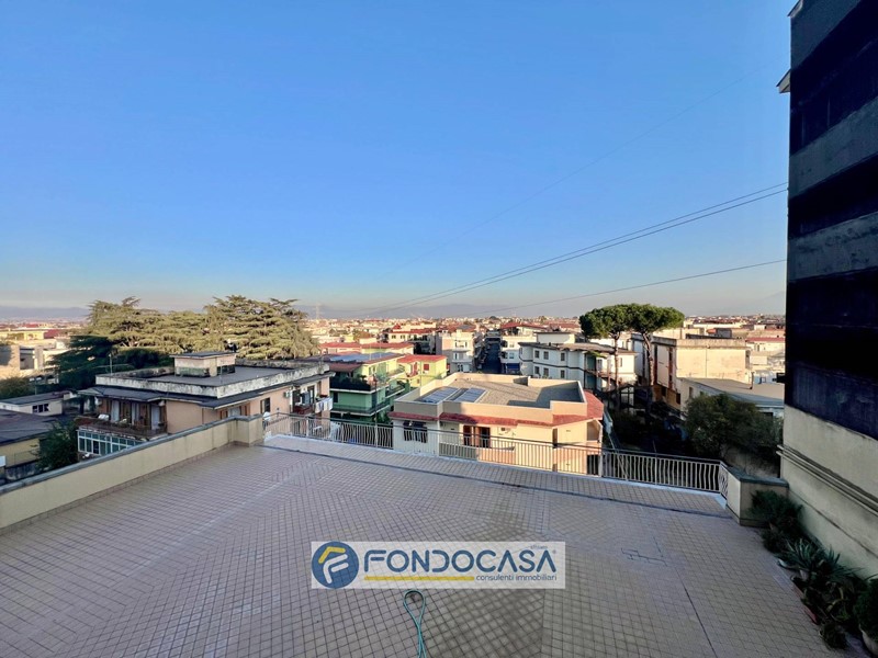 Appartamento in Vendita a Sant'Antimo, 210'000&euro;, 140 m², con Box