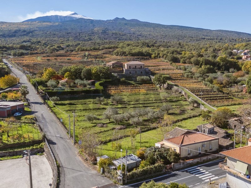Rustico in Vendita a Castiglione di Sicilia, 195'000&euro;, 4000 m²