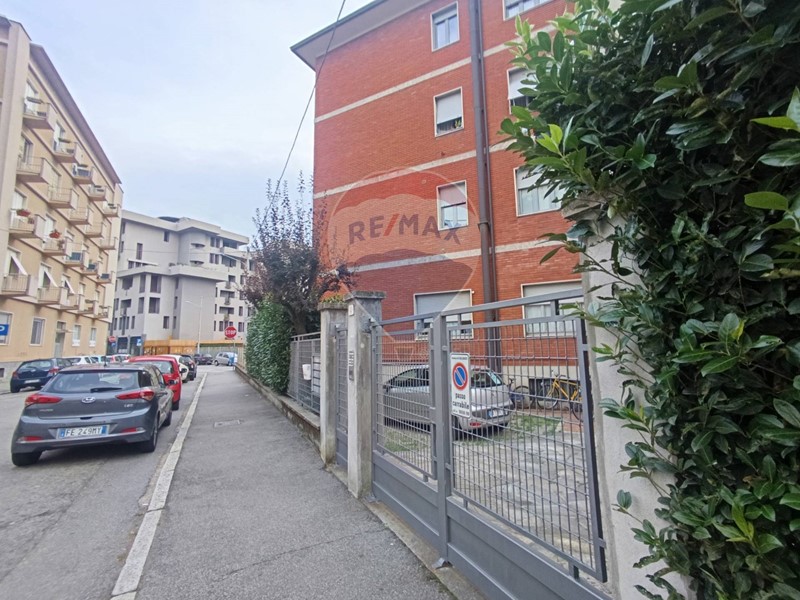 Ufficio in Vendita a Gallarate, 399'000&euro;, 261 m²