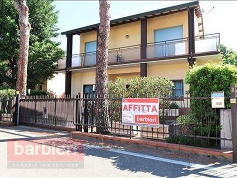 Appartamento in Affitto a Cervia, 100 m²