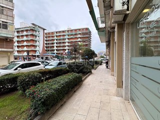 Immobile commerciale in Affitto a Siracusa, 1'000&euro;, 90 m²