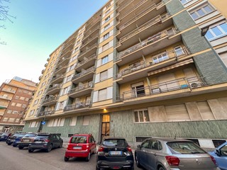 Trilocale in Vendita a Torino, 178'000&euro;, 78 m²