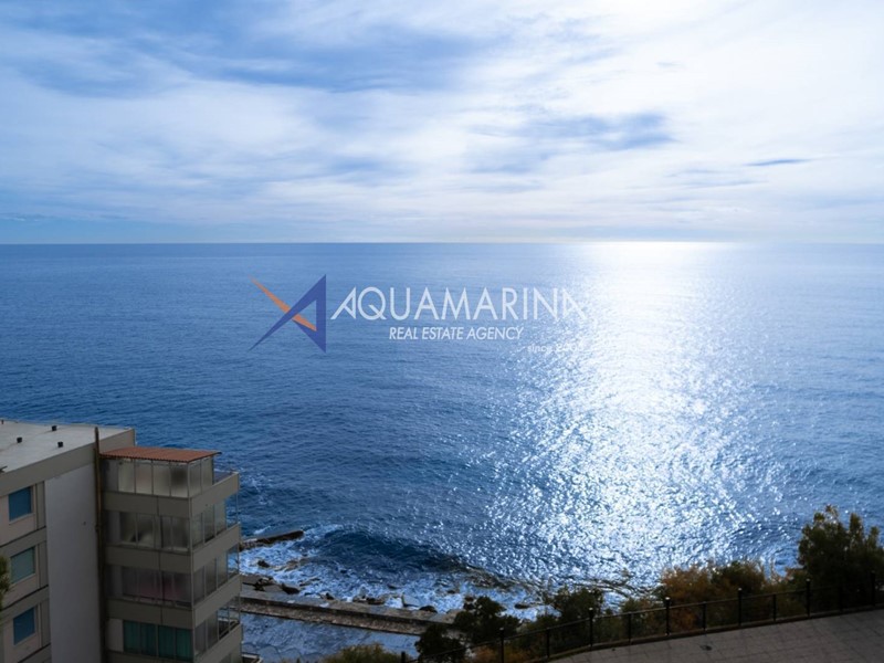 Immobile commerciale in Vendita a Sanremo, 210'000&euro;, 85 m²