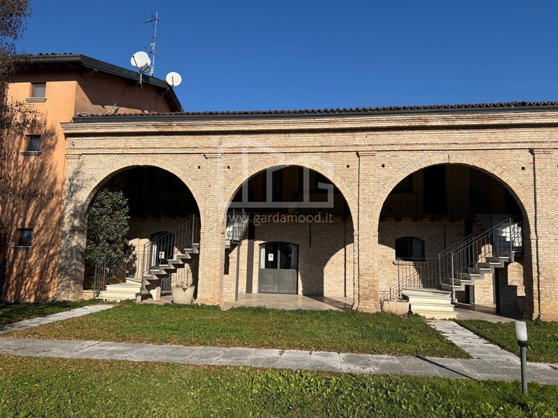 Immobile commerciale in Vendita a Isorella, 390'000&euro;, 723 m²