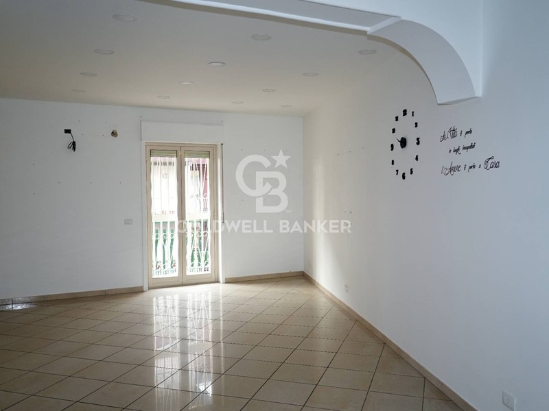 Trilocale in Vendita a Aci Catena, 98'000&euro;, 98 m²