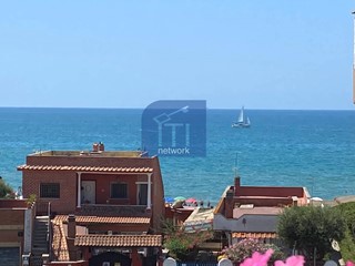 Trilocale in Vendita a Pomezia, 189'000&euro;, 85 m²