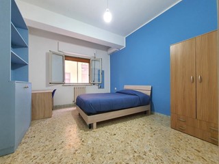 Stanza in Affitto a Catanzaro, 260&euro;, 100 m²