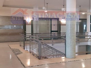 Ufficio in Affitto a Casoria, 750&euro;, 80 m²