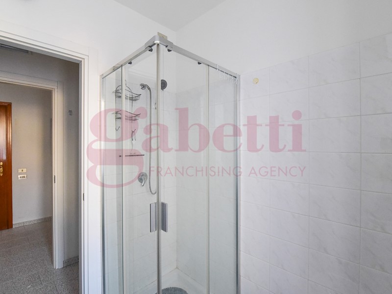 Bilocale in Vendita a Mariano Comense, 109'000&euro;, 75 m²