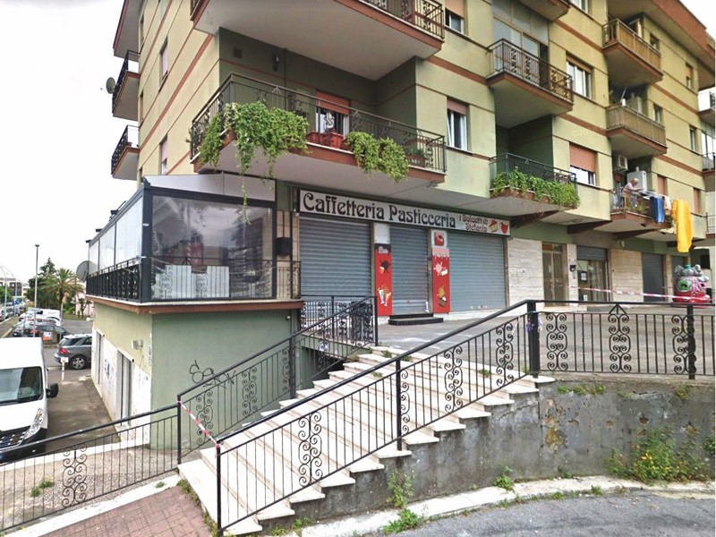 Negozio in Vendita a Aprilia, 189'000&euro;, 130 m²