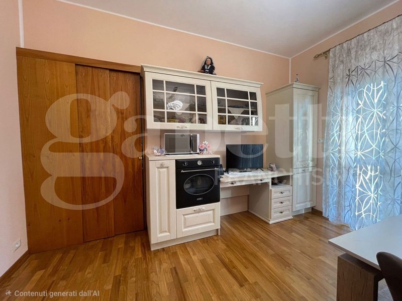 Trilocale in Vendita a Collegno, 199'000&euro;, 85 m²