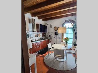 Appartamento in Affitto a Pescantina, 750&euro;, 70 m², arredato