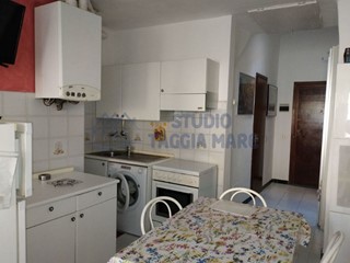 Bilocale in Vendita a Taggia, zona Arma Di Taggia, 150'000&euro;, 45 m²