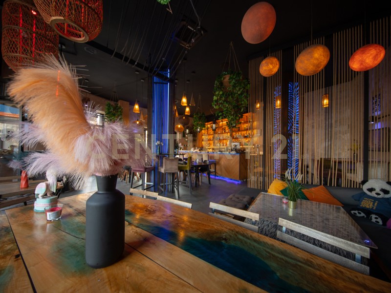 Appartamento in Vendita a Roma, 98'000&euro;, 465 m², arredato