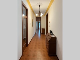 Quadrilocale in Vendita a Modena, 276'000&euro;, 167 m², arredato, con Box