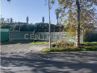 Capannone in Vendita a San Giovanni la Punta, 400'000&euro;, 3600 m²