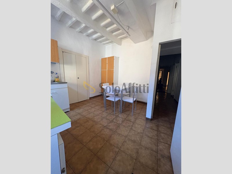 Quadrilocale in Affitto a Siena, zona Centro storico, 830&euro;, 80 m², arredato
