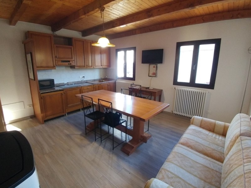 Casa Semi Indipendente in Vendita a Fanano, 154'000&euro;, 118 m², arredato