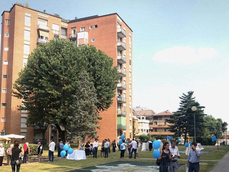 Bilocale in Affitto a Cesano Boscone, zona QUARTIERE GIARDINO VIA MANDORLI, 800&euro;, 78 m²