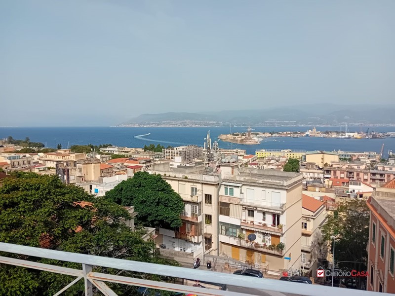 Attico in Vendita a Messina, 255'000&euro;, 95 m²