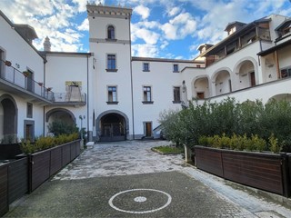 Casa Indipendente in Vendita a Cardito, 450'000&euro;, 265 m²