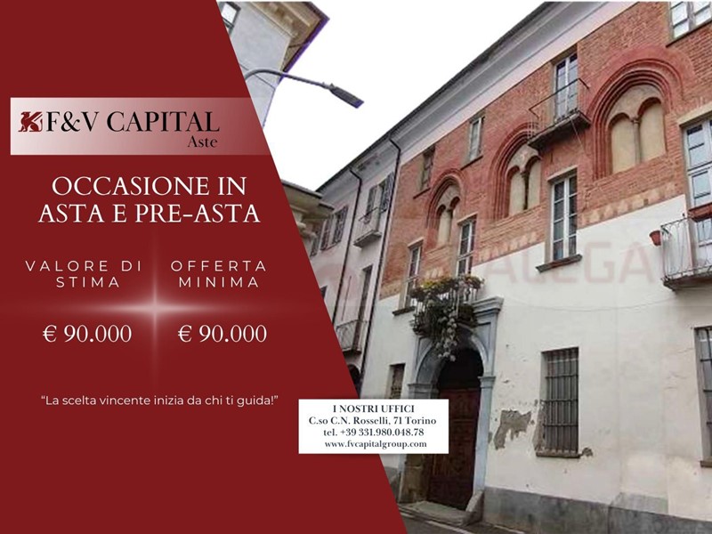 Quadrilocale in Vendita a Moncalieri, 90'000&euro;, 117 m²