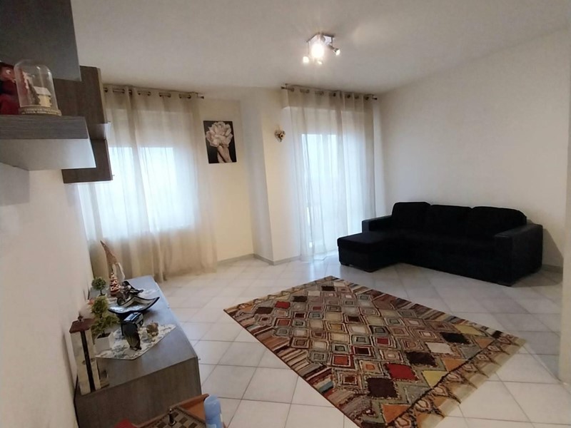 Appartamento in Vendita a Cascina, 175'000&euro;, 100 m², con Box