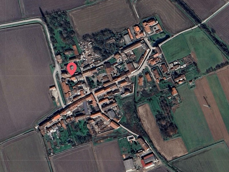 Appartamento in Vendita a Gravellona Lomellina, 68'062&euro;, 642 m²