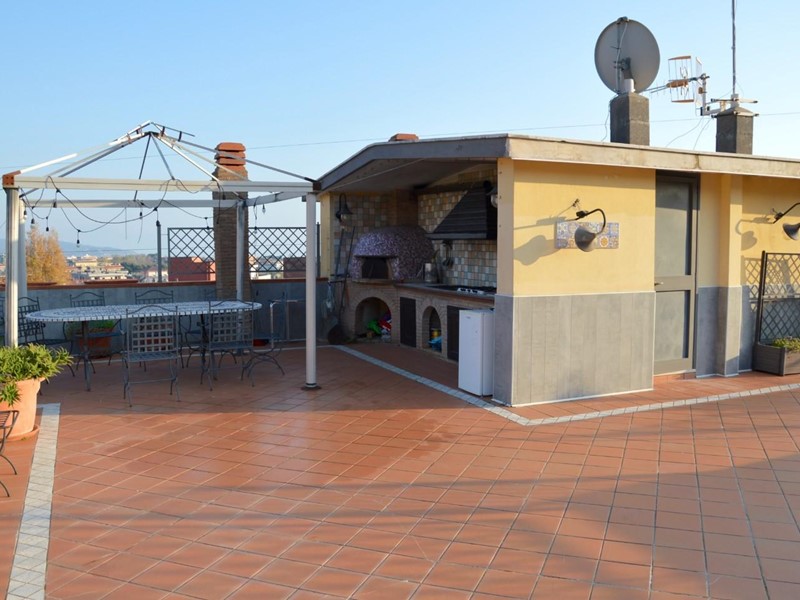 Quadrilocale in Vendita a Formia, zona Rio Fresco, 225'000&euro;, 85 m², arredato