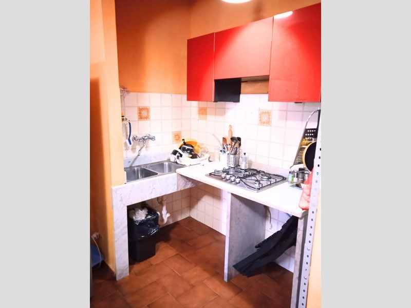 Bilocale in Vendita a Carrara, 75'000&euro;, 50 m²