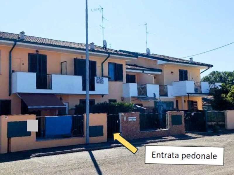 Quadrilocale in Vendita a Tromello, 64'707&euro;, 109 m², con Box
