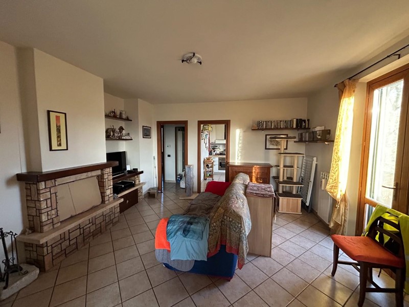 Appartamento in Vendita a Sovicille, zona San Rocco a Pilli, 265'000&euro;, 117 m², arredato, con Box