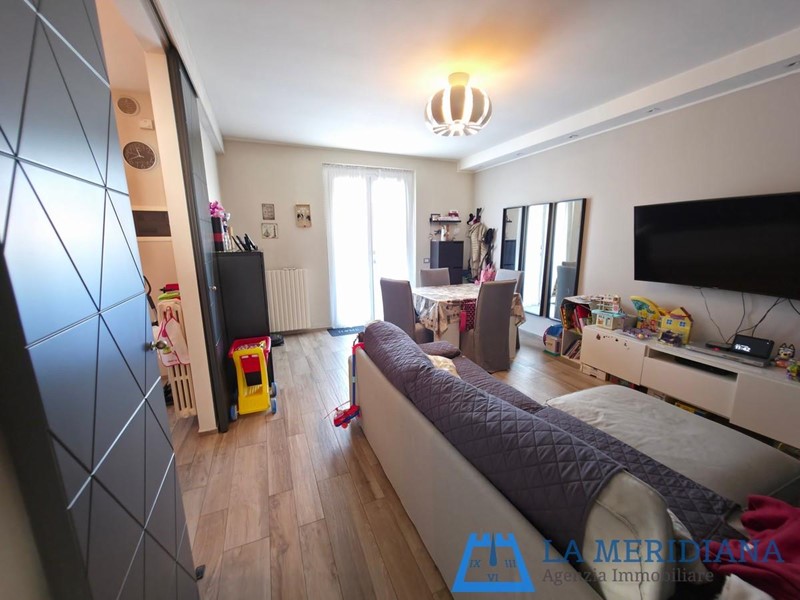 Appartamento in Vendita a Larciano, 140'000&euro;, 83 m², arredato, con Box