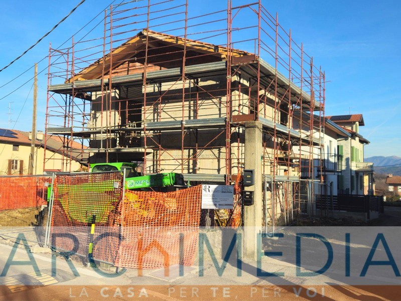 Villa in Vendita a Albiolo, 375'000&euro;, 140 m²