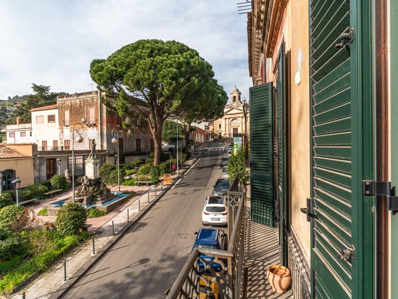 Casa Indipendente in Vendita a Mascali, 185'000&euro;, 200 m²