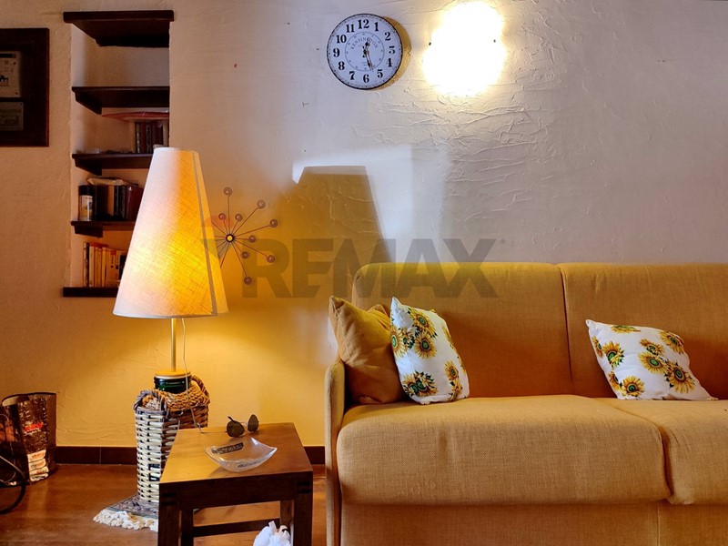 Casa Indipendente in Vendita a Montalbano Elicona, 78'000&euro;, 95 m²