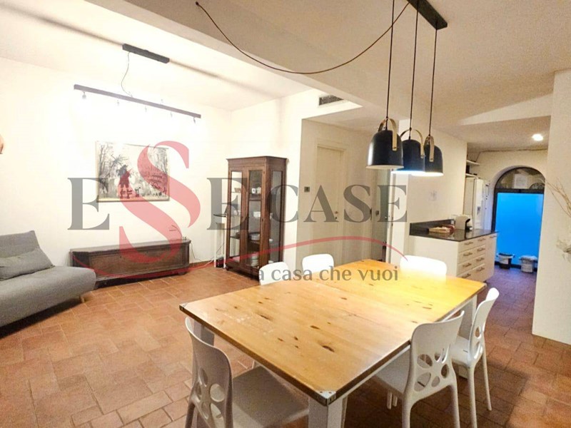 Appartamento in Vendita a Torre Boldone, 285'000&euro;, 185 m²