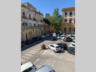 Appartamento in Vendita a Caltanissetta, 60'000&euro;, 112 m²